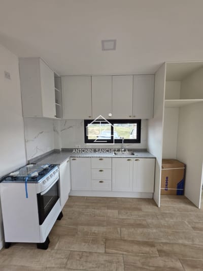 COMPLEJO 4H EN VENTA DE 2 DORMITORIO CERCA A SERVICIOS