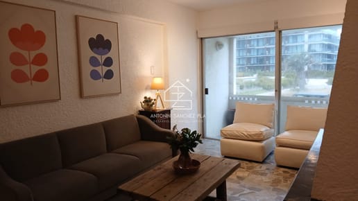 APARTAMENTO DE 2 DORMITORIOS EN ALQUILER ANUAL A 1 CUADRA DE LA PLAYA