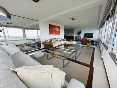 Alquiler y venta de apartamento 3 dorm. mas dep. playa brava