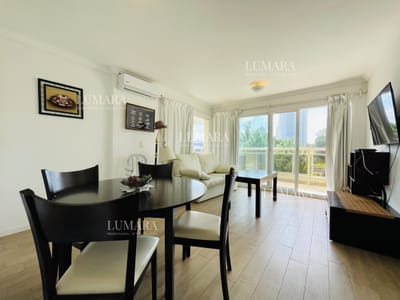 Apartamento de 2 Dormitorios en Aidy Grill a Pocos Metros de Playa Brava - Venta