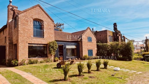 CASA LOMA ALTA - LA BARRA