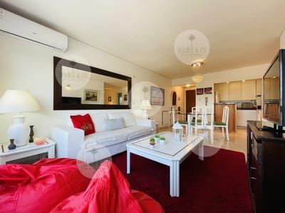 Apartamento de 1 Dormitorio y Medio en la Península, Punta del Este