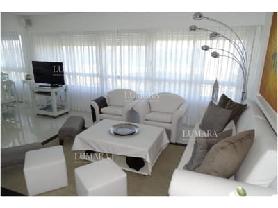 Apartamento en Peninsula, 3 dormitorios