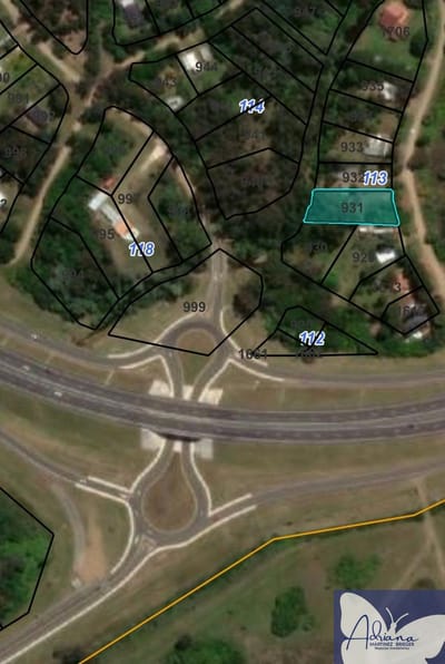 Solis Norte-dos terrenos linderos con todos los servicios por delante