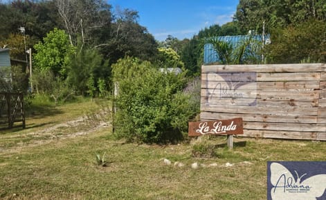 Bajó Precio-Casa en terreno grande en Solís-2 dormitorios -2 baños-piscina climatizada
