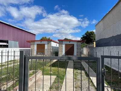 Inversión Rentable en Colonia del Sacramento | Complejo de 2 Casas |