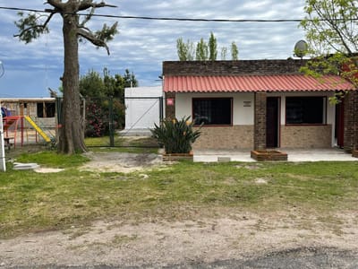 Casa en Venta | 2 Dormitorios + galpón de 200m²| Precio: U$D 160.000