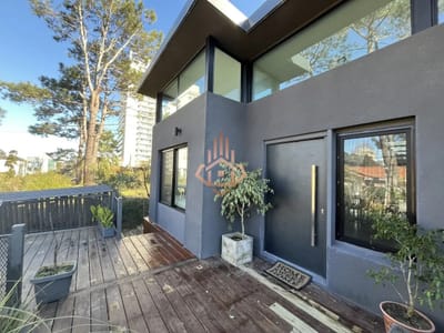 Casa Moderna Nueva Construcción