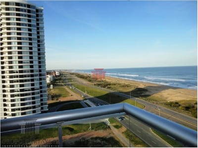APARTAMENTO EN PUNTA DEL ESTE