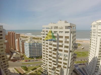 Apartamento en venta sobre playa brava - Ref : EQP1857