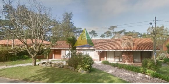 Gran Casa en San Rafael para esta Temporada - Ref : EQP3608