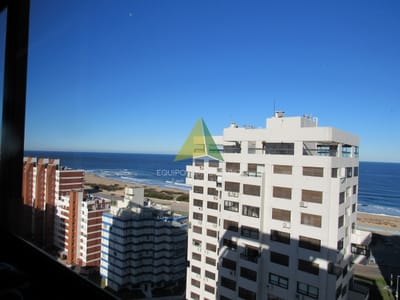 Venta y alquiler de apartamento de 3 dormitorios en Punta del Este - Ref : EQP3667