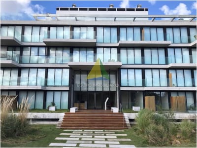 Venta apartamento en Playa Mansa, 2 dormtiorios  - Ref : EQP5237
