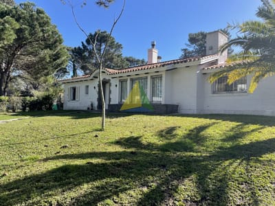Excepcional casa en alquiler temporal zona  country Punta del Este  - Ref : EQP5502