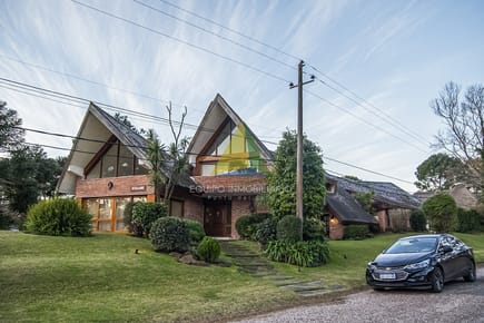 Hermosa casa en venta en Punta del Este - Ref : EQP6296