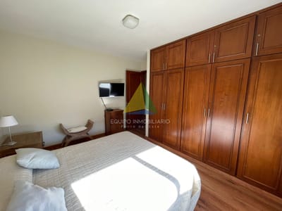 Decidite a veranear en esta amplia propiedad que lo tiene todo; con piscina, hermoso parrillero techado, cerco perimetral y cocheras  - Ref : EQP7721