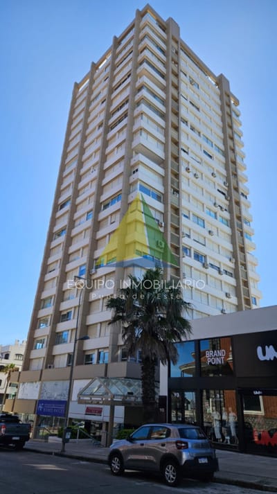 Apartamento en Península, 2 dormitorios en alquiler de temporada en Torre Gattas , Punta del este  - Ref : EQP7810