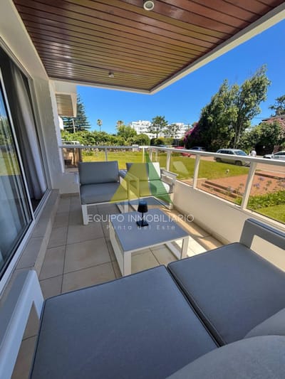 Apartamento de 2 dormitorios en playa brava, Punta del Este - Ref : EQP7948