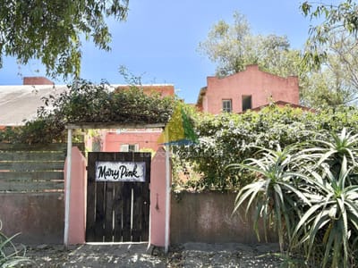 Oportunidad Única en Balneario Buenos Aires - Dos Casas  a una cuadra del Mar - Ref : EQP8037
