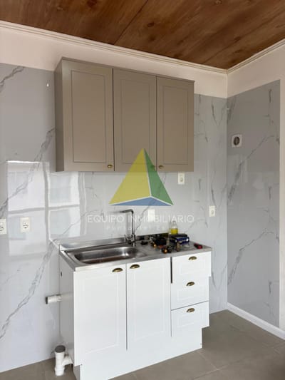 Apartamento de 2 dormiotios en Jardines de Lussich - Ref : EQP8360