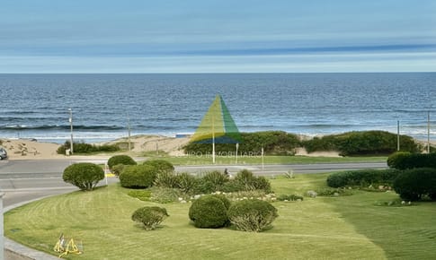 FRENTE A LA PLAYA !!! - Ref : EQP8434