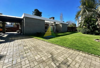 Casa Alquiler de temporada 3 dormitorios, Mansa, Punta del Este - Ref : EQP8487