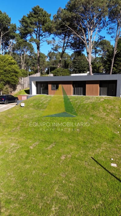 Venta casa en Club del lago Punta Ballena  - Ref : EQP8514