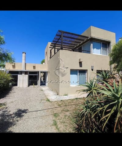 Casa en venta de 3 dormitorios en Manantiales
