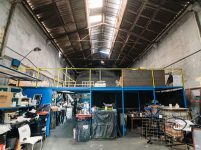 Local industrial en venta ubicado en Cordón