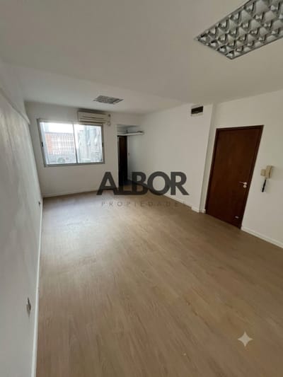 Alquiler oficina 1 ambiente - Ciudad Vieja