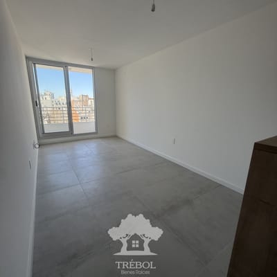 Venta Apartamento 2 Dormitorios con Garage Centro Montevideo B