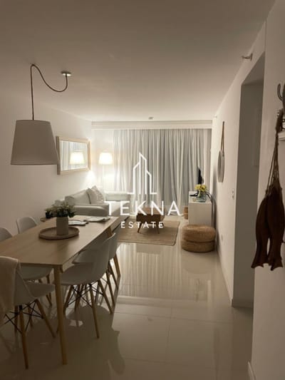 VENTA DE APARTAMENTO DE 1 DORMITORIO CON PARRILLERO A MEDIA CUADRA DEL MAR