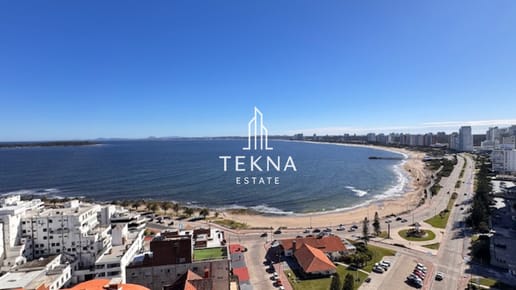 Apto con excelente vista a playa mansa y brava. Consulte!!!!!!