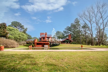 Venta y alquiler de Mansion Beverly Hills Punta del Este Uruguay, Uruguay.