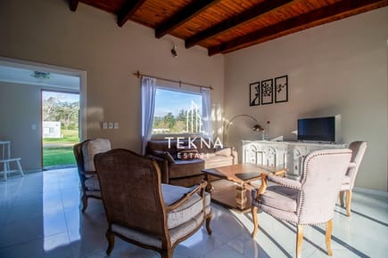 Oportunidad en venta de casa en barrio privado, 3 dormitorios en Punta Ballena. Punta del Este, Uruguay