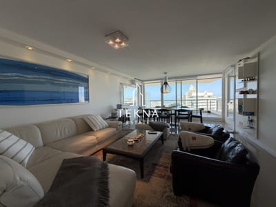 venta de apartamento de 3 dormitorios en Punta del Este