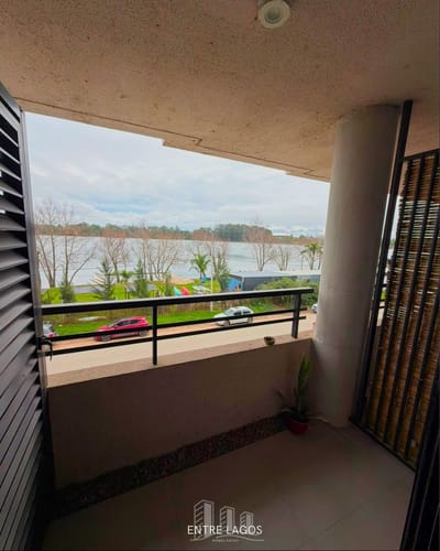 ALQUILER APARTAMENTO 1 DORM INTERLAGOS CON VISTA AL LAGO CON COCHERA