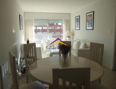 Apartamento ubicado en pleno centro, península de Punta del Este, 3 dormitorios!