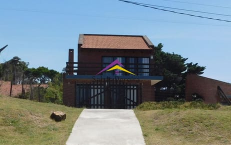 Venta casa 2 dormitorios 2 baños, San Francisco, Piriapolis, Maldonado