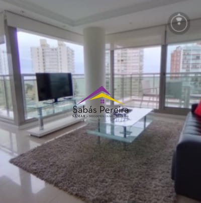 Apartamento en Península, 2 dormitorios en Torre de Categoría