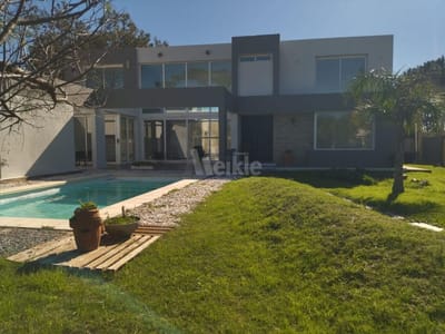 Alquiler El Pinar casa moderna frente a las dunas