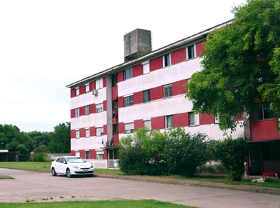 Excelente oportunidad de compra de apartamento 2 dormitorios con cochera - Colón