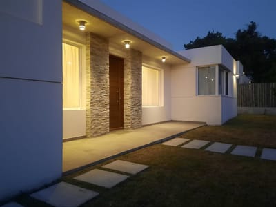 CASA EN VENTA LA BARRA 3 DORMITORIOS Y PISCINA