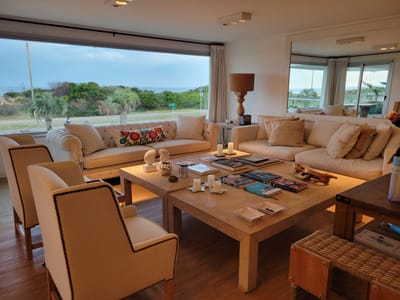 VENTA DEPARTAMENTO PRIMERA LÍNEA EN PLAYA BRAVA