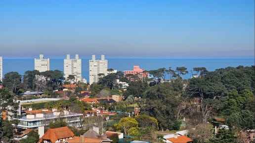 Venta Apartamento Punta del Este - Arcobaleno 3 Dormitorios 3 Baños Muebles Garaje