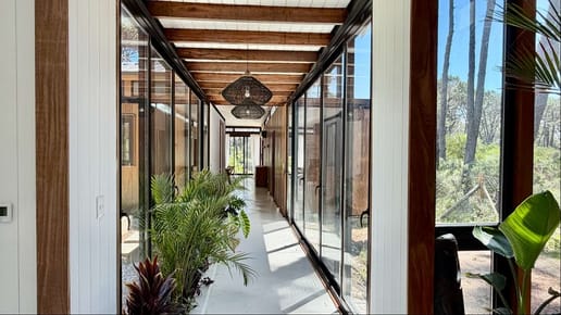 Casa en Venta en Reserva Montoya, 5 dormitorios a estrenar, piscina, súper ubicación dentro del Barrio.