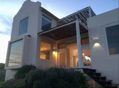 Venta Casa Punta Piedras 2 Dormitorios 2 Baños a 100 metros del mar!