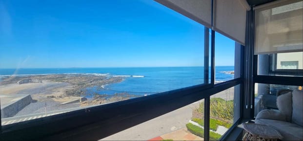 Apartamento Venta  Punta del Este - Peninsula 3 Dormitorios 3 Baños Muebles Garaje _ el emir frente a la vírgen