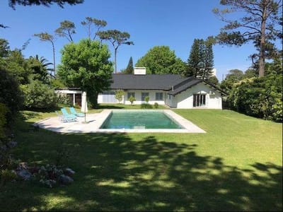 Casa en Alquiler Temporal Punta del Este - Playa Mansa, Paradas, 6 Dormitorios 5 Baños Piscina