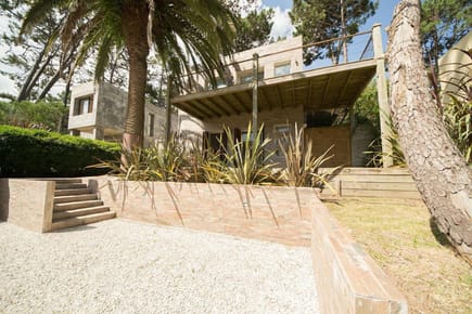 Casa en Venta - 4 Dormitorios en Montoya, La Barra